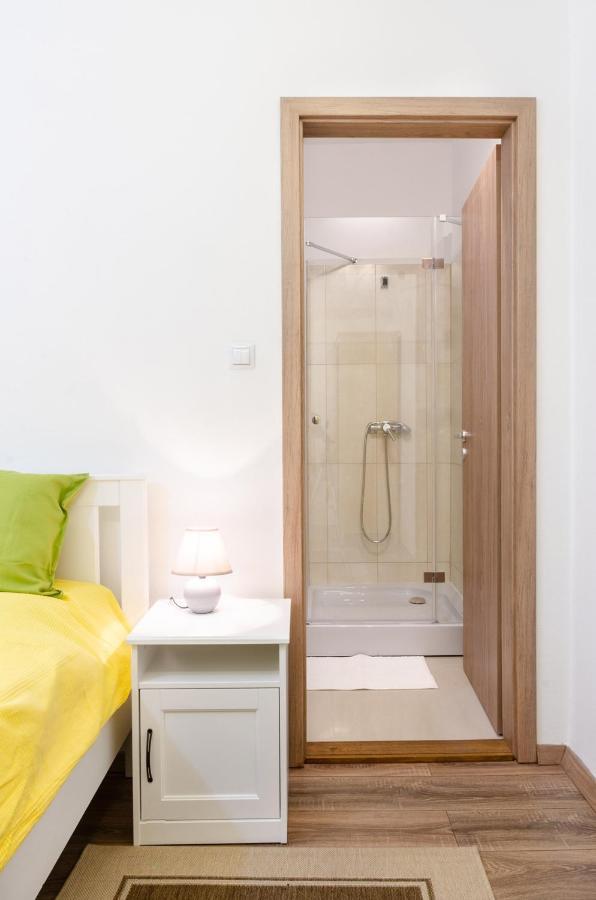3 En Suit Bedroom Flat In The Main Centre For 6Ppl, 3Bdr,3Bthr,Ac Budapest Eksteriør billede